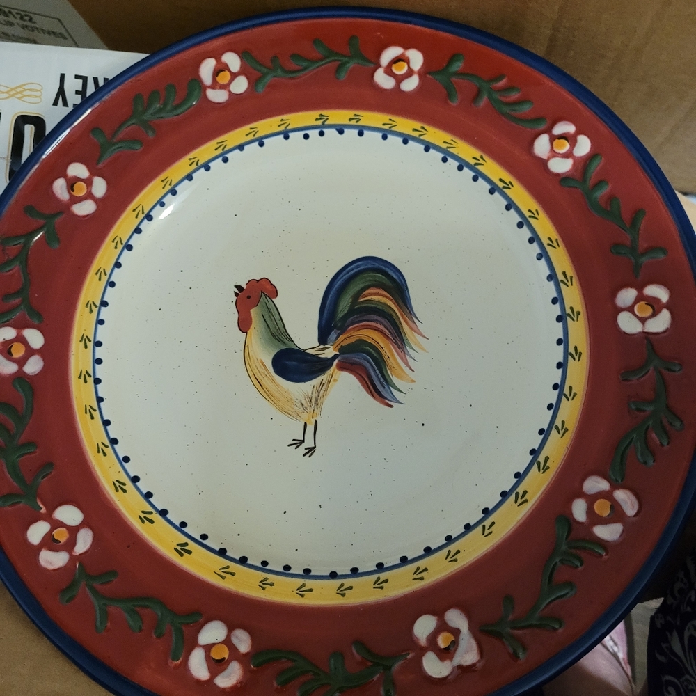 Rooster plate